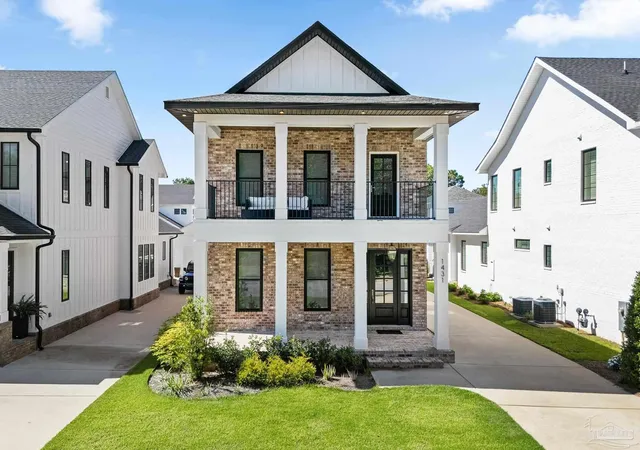 image of 1431 E Moreno St, Pensacola, FL 32503 | MLS# 686225
