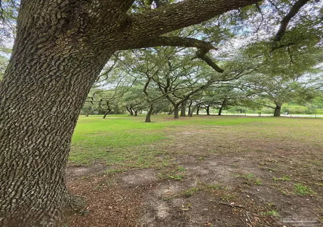 Photo 3 of Single family home for sale at 8321 Western Way Dr, Pensacola, FL 32526 | MLS# 687476 | Listing updated on 2026-08-17