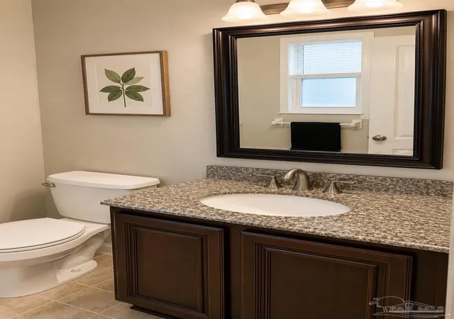Photo 3 of Single family home for sale at 170 Overlook Dr, Pensacola, FL 32503 | MLS# 686214 | Listing updated on 2026-09-09