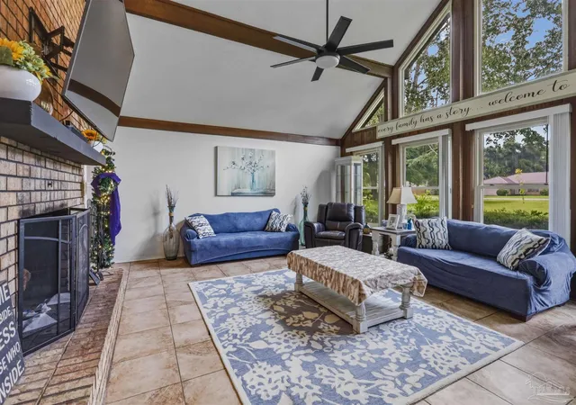 Photo 5 of Single family home for sale at 4837 Skipper Ln, Milton, FL 32571 | MLS# 687266 | Listing updated on 2026-08-11