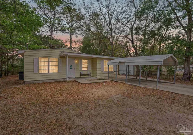 Photo 1 of Sale Pending at 1004 Medford Ave, Pensacola, FL 32505 | MLS# 686465 | Listing updated on 2026-09-25