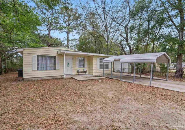 Photo 2 of Sale Pending at 1004 Medford Ave, Pensacola, FL 32505 | MLS# 686465 | Listing updated on 2026-09-25