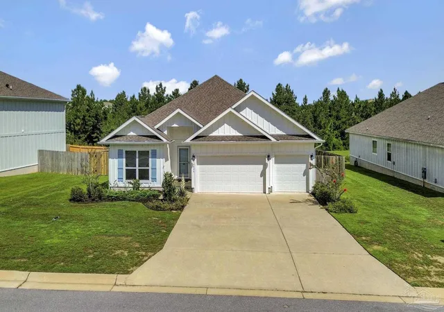 Photo 2 of Single family home for sale at 10826 Blacktail Loop, Pensacola, FL 32526 | MLS# 687587 | Listing updated on 2026-09-13