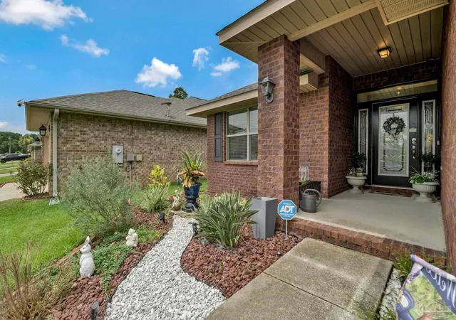 Photo 3 of Single family home for sale at 3464 Wasatch Range Loop, Pensacola, FL 32526 | MLS# 687947 | Listing updated on 2026-09-21