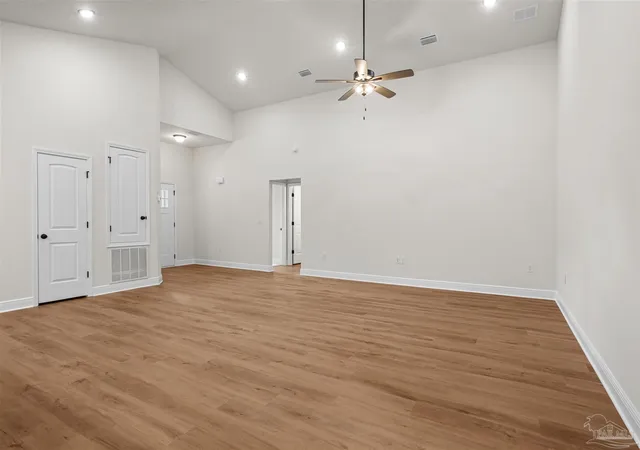 2nd image of 8237 Western Way Dr, Pensacola, FL 32526 | MLS# 686809