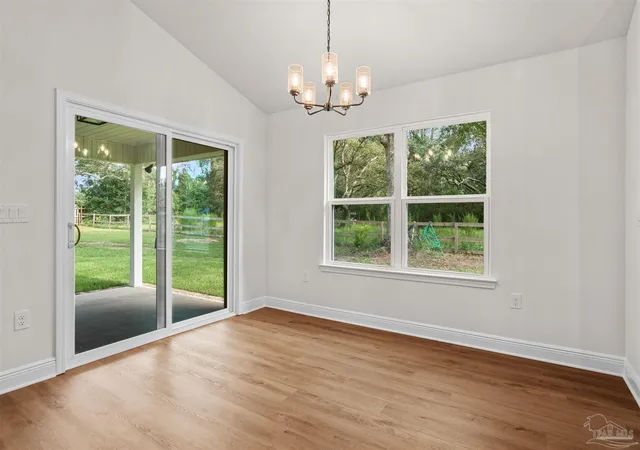5th image of 8237 Western Way Dr, Pensacola, FL 32526 | MLS# 686809