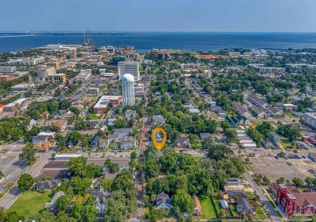 Photo 65 of Multi family home for sale at 401 N Barcelona St, Pensacola, FL 32501 | MLS# 686716 | Listing updated on 2026-09-14