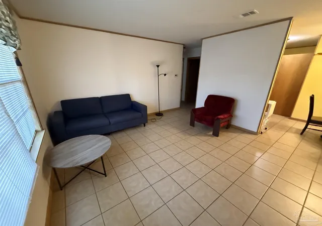 image of 1469 E Johnson Ave #1467, Pensacola, FL 32514 | MLS# 687497
