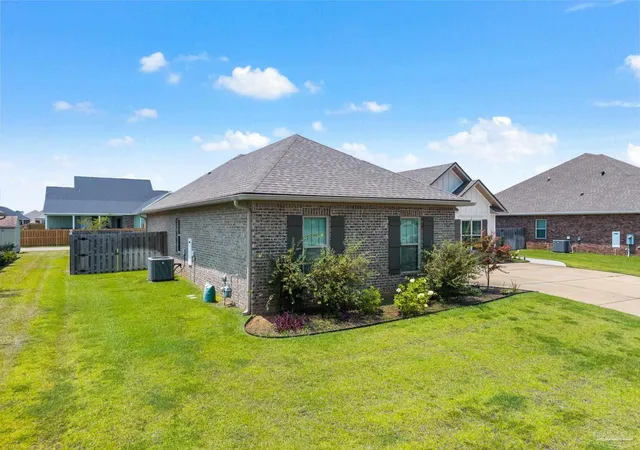 Photo 3 of Single family home for sale at 2437 Okatie Ln, Cantonment, FL 32533 | MLS# 686788 | Listing updated on 2026-08-31