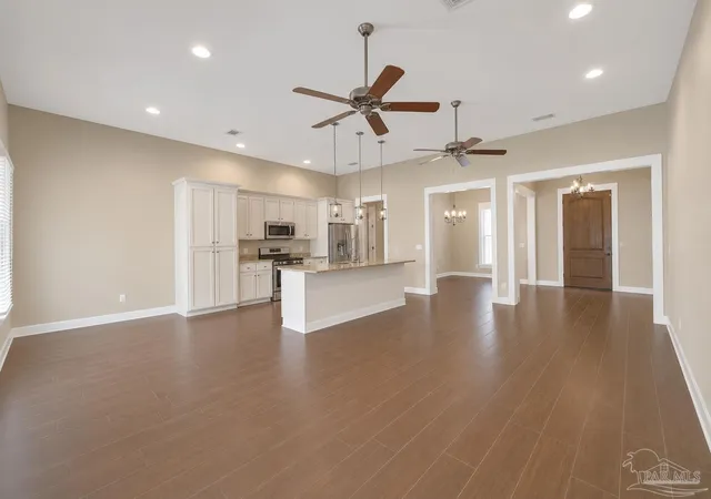 Photo 4 of Single family home for sale at 21 Paradise Palm Cir, Crestview, FL 32536 | MLS# 685900 | Listing updated on 2026-09-03