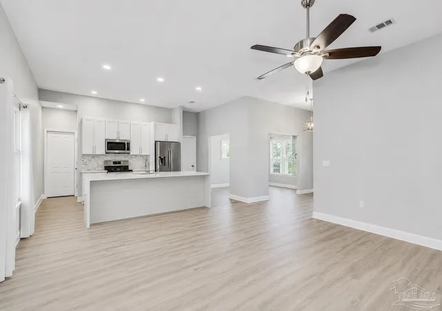 Photo 5 of Single family home for sale at 22 Paradise Palm Cir, Crestview, FL 32536 | MLS# 685923 | Listing updated on 2026-07-21
