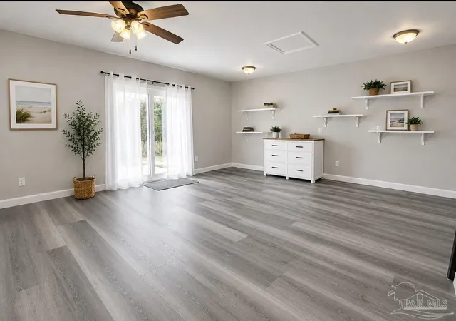 Photo 4 of Single family home for sale at 6 Rodgers Pl, Pensacola, FL 32506 | MLS# 687234 | Listing updated on 2026-08-25