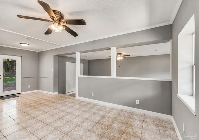 Photo 4 of Single family home for sale at 919 Clearview Ave, Pensacola, FL 32505 | MLS# 686874 | Listing updated on 2026-08-07