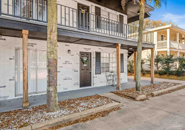 Photo 3 of Multi family home for sale at 6665 Magnolia St, Milton, FL 32570 | MLS# 687890 | Listing updated on 2026-09-16