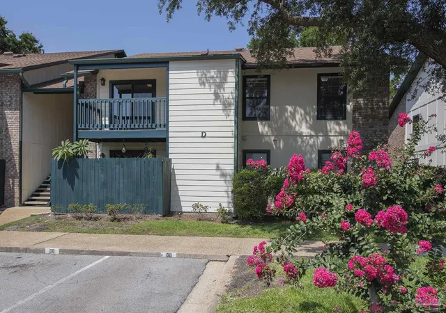 1st image of 2299 Scenic Hwy #D-8, Pensacola, FL 32503 | MLS# 687789