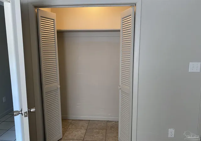 Townhouse for sale at 7268 Lago Vista Ct, Pensacola, FL 32506 | MLS# 687923 | Listing updated on 2026-10-03