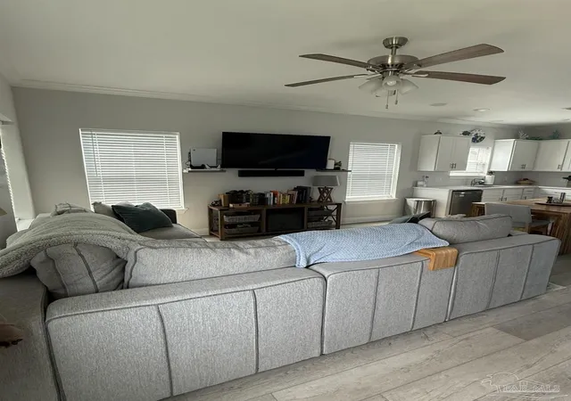 Photo 2 of Single family home for sale at 1006 W Main St, Pensacola, FL 32502 | MLS# 686447 | Listing updated on 2026-09-03