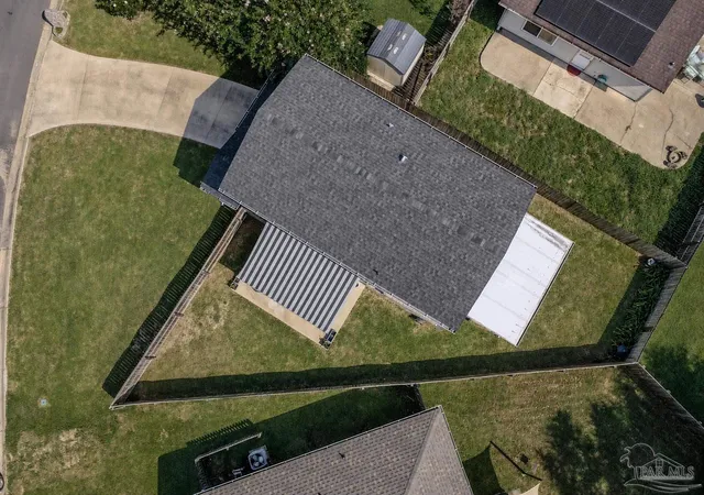 Photo 3 of Single family home for sale at 310 Hilburn Pl, Pensacola, FL 32504 | MLS# 686670 | Listing updated on 2026-08-24
