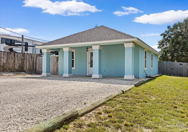 Photo 3 of Single family home for sale at 5315 Mcgrits Blvd, Pensacola, FL 32507 | MLS# 687253 | Listing updated on 2026-10-02