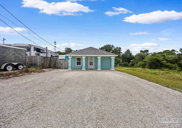 Photo 3 of Single family home for sale at 5315 Mcgrits Blvd, Pensacola, FL 32507 | MLS# 687253 | Listing updated on 2026-10-02