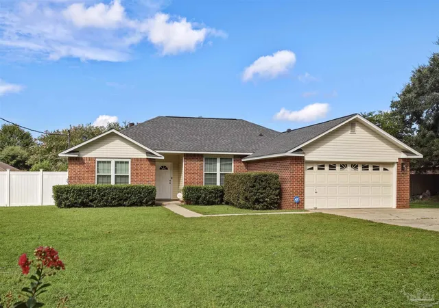 Photo 1 of Single family home for sale at 5241 Chumuckla Hwy, Milton, FL 32571 | MLS# 686428 | Listing updated on 2026-07-24