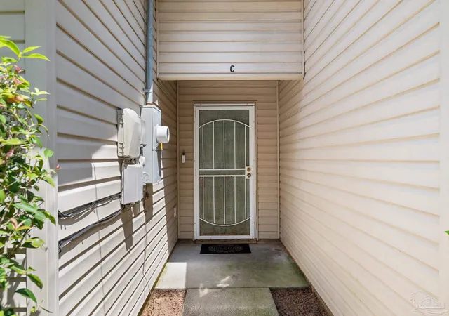 2nd image of 8464 Kipling St #C, Pensacola, FL 32514 | MLS# 687672