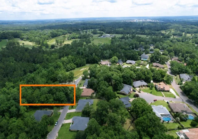 3rd image of 431 Turnberry Rd, Cantonment, FL 32533 | MLS# 687851