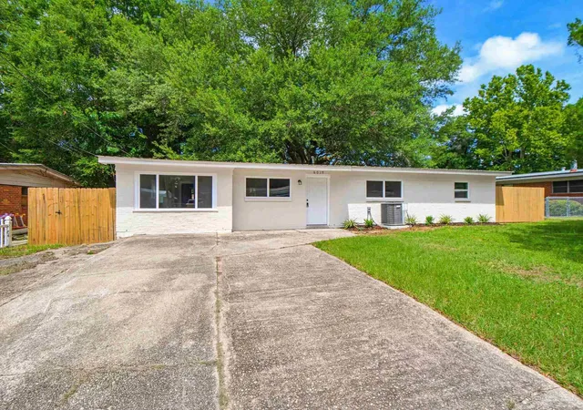 Photo 3 of Single family home for sale at 6019 Judy Dr, Milton, FL 32570 | MLS# 686301 | Listing updated on 2026-09-17