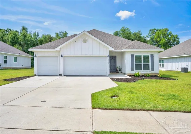 Photo 1 of Single family home for sale at 6116 Rutherford Loop, Pensacola, FL 32526 | MLS# 686839 | Listing updated on 2026-09-18