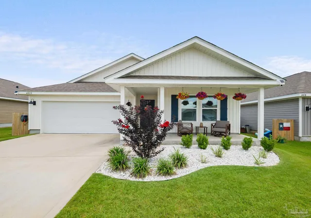 Photo 1 of Single family home for sale at 4422 White Birch Ct, Milton, FL 32571 | MLS# 687506 | Listing updated on 2026-09-11