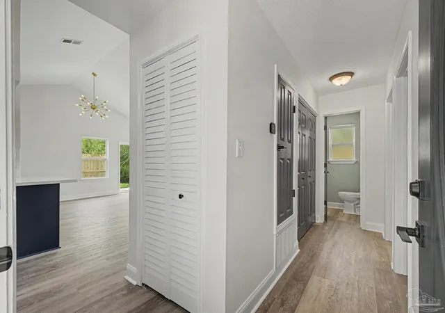 Photo 3 of Single family home for sale at 2853 Hidden Springs Cir, Pensacola, FL 32526 | MLS# 686374 | Listing updated on 2026-09-04