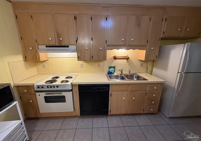 image of 1473 E Johnson Ave, Pensacola, FL 32514