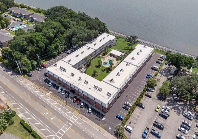 2nd image of 710 Scenic Hwy #305, Pensacola, FL 32503 | MLS# 687957