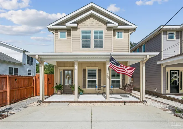 Photo 3 of Single family home for sale at 720 S North St, Pensacola, FL 32502 | MLS# 685996 | Listing updated on 2026-10-02