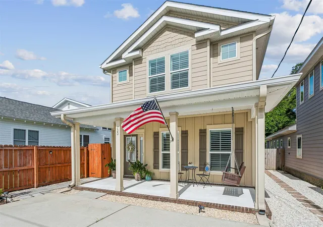 Photo 3 of Single family home for sale at 720 S North St, Pensacola, FL 32502 | MLS# 685996 | Listing updated on 2026-10-02