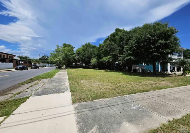 2nd image of 202 N G St, Pensacola, FL 32502 | MLS# 687318