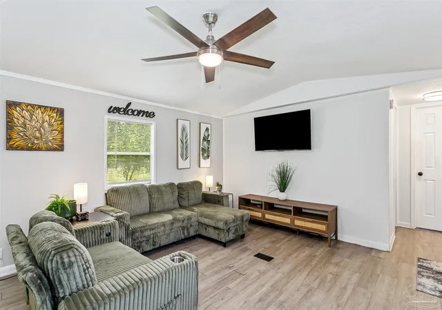Photo 3 of Manufactured home for sale at 5094 Red Barn Rd, Milton, FL 32583 | MLS# 686799 | Listing updated on 2026-09-24