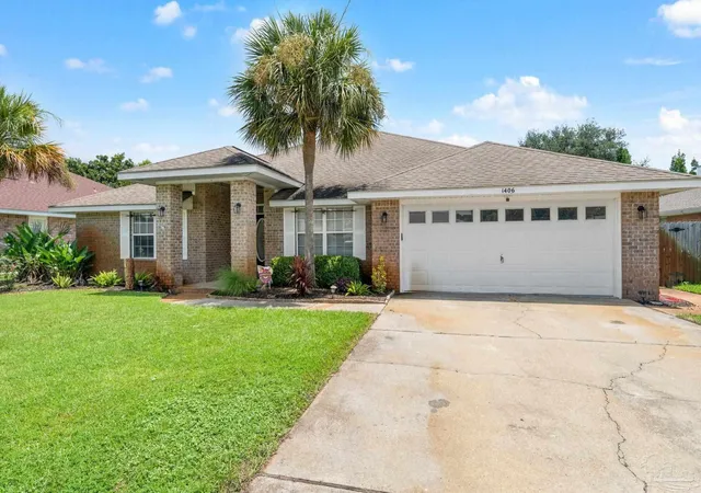 Photo 3 of Single family home for sale at 1406 Connemara Cir, Gulf Breeze, FL 32563 | MLS# 687155 | Listing updated on 2026-09-04