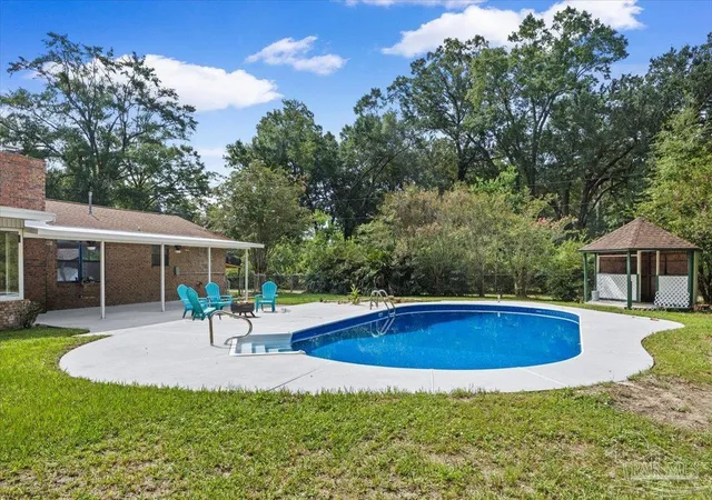 Photo 2 of Single family home for sale at 4301 Pace Ln, Milton, FL 32571 | MLS# 687549 | Listing updated on 2026-09-06
