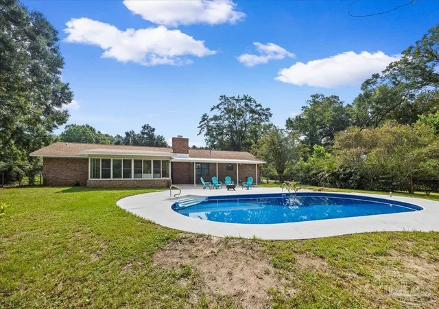 Photo 3 of Single family home for sale at 4301 Pace Ln, Milton, FL 32571 | MLS# 687549 | Listing updated on 2026-09-29