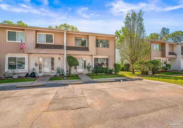 29th image of 3400 Wimbledon Dr #5, Pensacola, FL 32504 | MLS# 687308