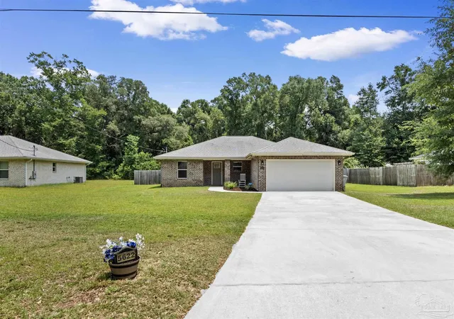 2nd image of 5622 Riviera Dr, Milton, FL 32583 | MLS# 686811