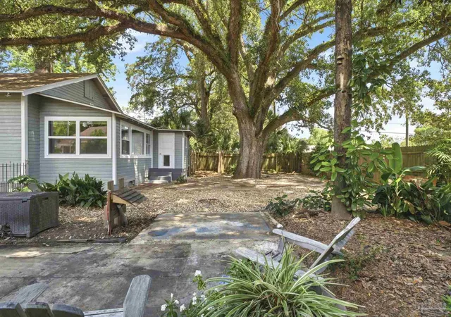 Photo 4 of Sale Pending at 2320 17th Avenue, Pensacola, FL 32503 | MLS# 685984 | Listing updated on 2026-08-12