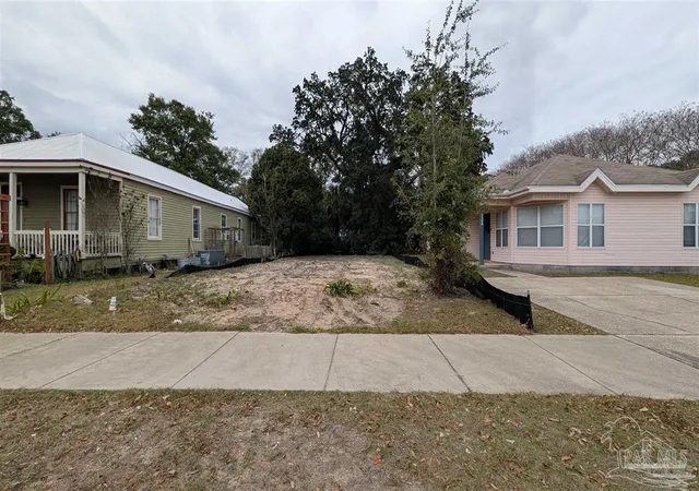1st image of 108 E Belmont St, Pensacola, FL 32501 | MLS# 687298