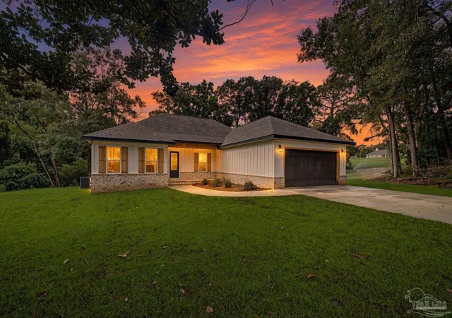 image of 8700 Thunderbird Dr, Pensacola, FL 32514 | MLS# 687317