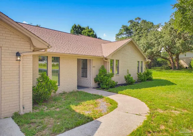 Photo 3 of Single family home for sale at 27 S 72nd Avenue, Pensacola, FL 32506 | MLS# 687701 | Listing updated on 2026-08-21