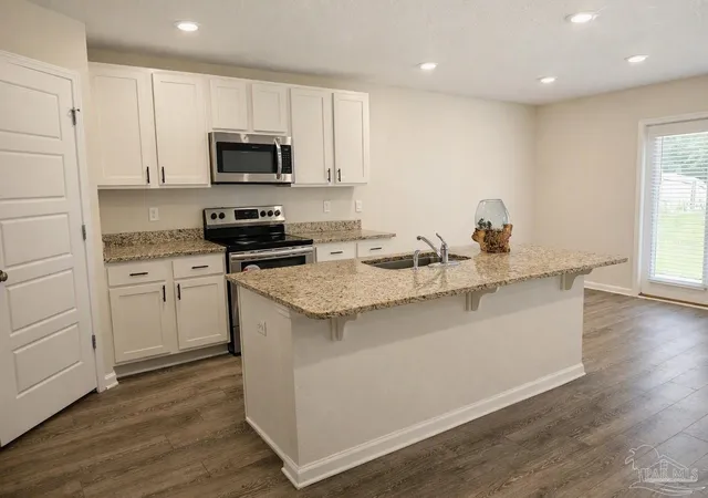 image of 6359 Burrow Ln, Pensacola, FL 32526 | MLS# 687448