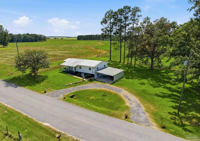 Photo 38 of Sale Pending at 5731 Morgan Rd, Mcdavid, FL 32568 | MLS# 686084 | Listing updated on 2026-09-14