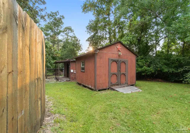 46th image of 6710 Helms Rd, Pensacola, FL 32526 | MLS# 686254