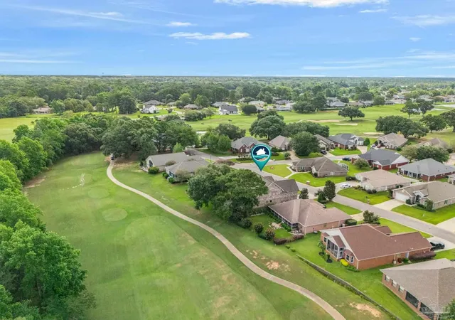 4th image of 3186 Bobby Jones Dr, Milton, FL 32571 | MLS# 687536